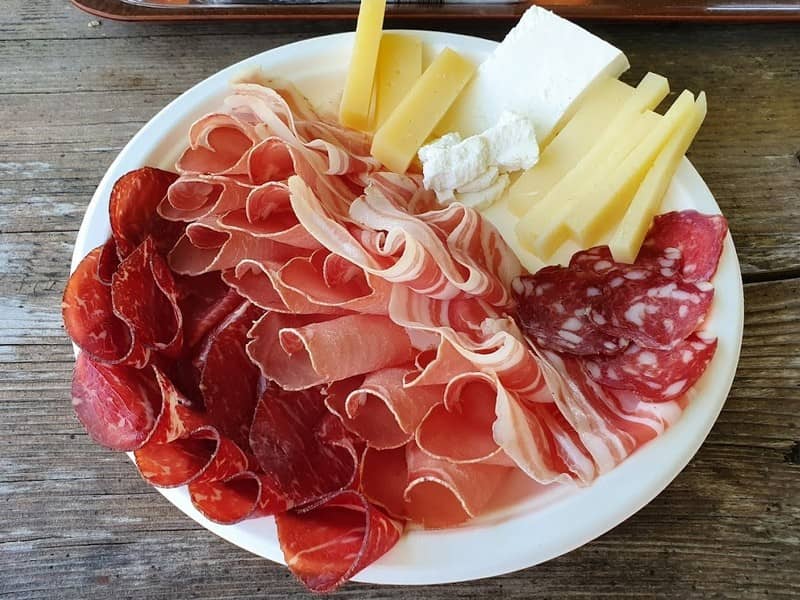 A selection of cold cuts and cheese at Valtellina