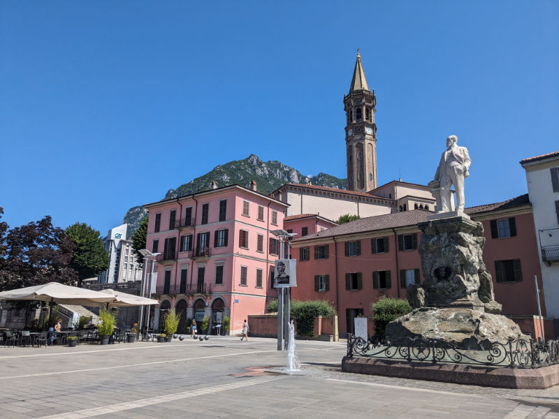 Piazza Cermenati - Lecco's town center