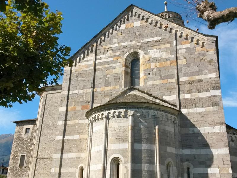 Santa Maria del Tiglio, Gravedona